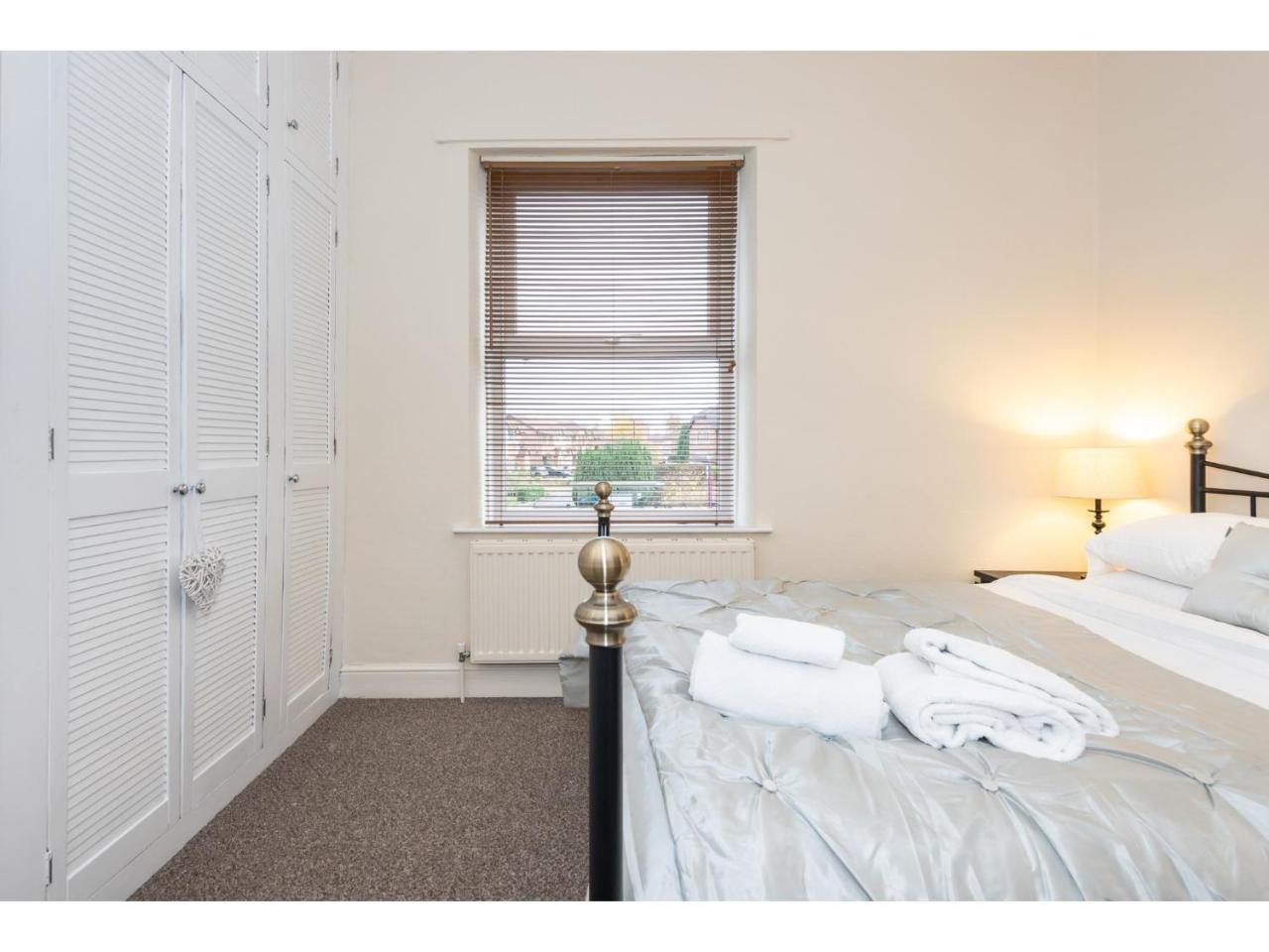 约克Beautiful 2 Bed With Free Parking - Pass The Keys公寓 外观 照片