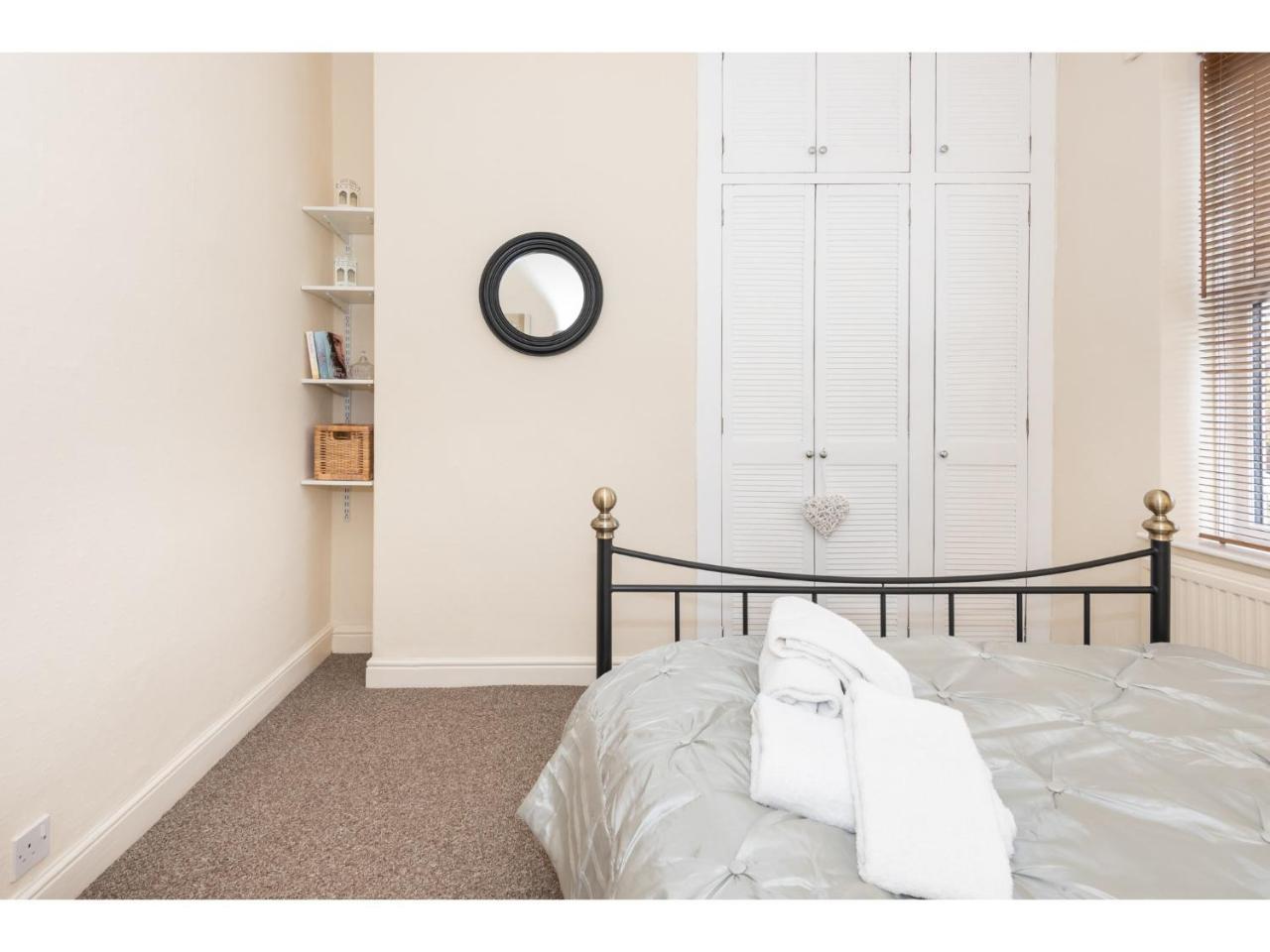约克Beautiful 2 Bed With Free Parking - Pass The Keys公寓 外观 照片
